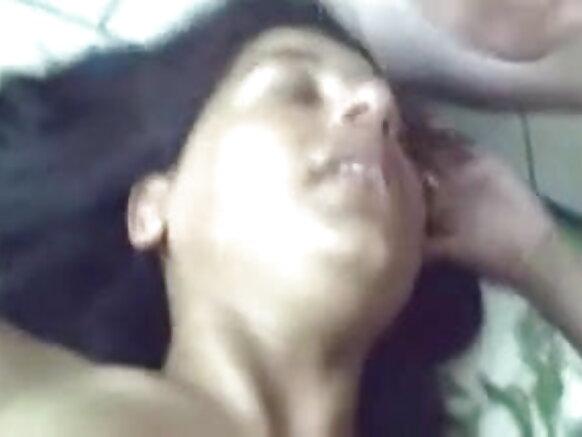 Matar matar Indiya ta yi lalata da wani bidiyo mai ban sha'awa