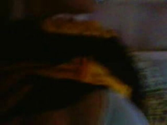 bangla desi bhabhi ya cire daftarin don nuna fim ɗin bhabhi blue na turanci