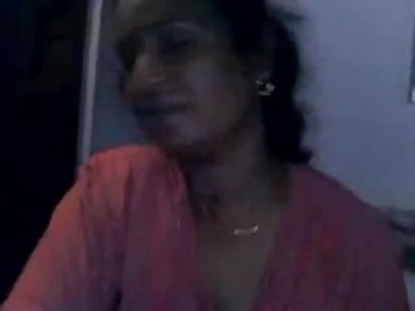 Blowjob na hankali na Tamil Aunty daga Kudancin Indiya, Hindi mai laushi, fim ɗin sexy HD, Fim ɗin da aka fallasa, shirin Indiya