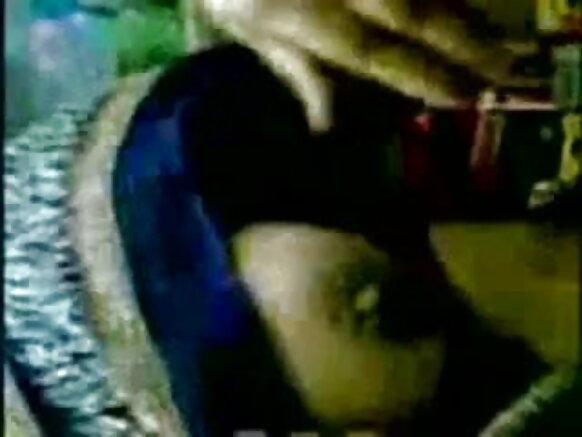 Katon nonon Aunty Mallu na Indiya sun nuna yadda saurayinta ke kasuwa XXX Super Huge HD Movie