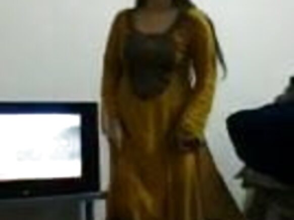 Sexy Pakistan karuwanci video hindi 1 movie mein chudai