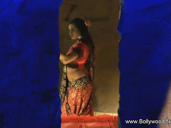 Bidiyon Sexy Bidiyo Mai Ban sha'awa na rawa na rawa