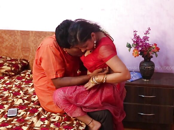 makwabciyar aunty bhojpuri blue iskanci video