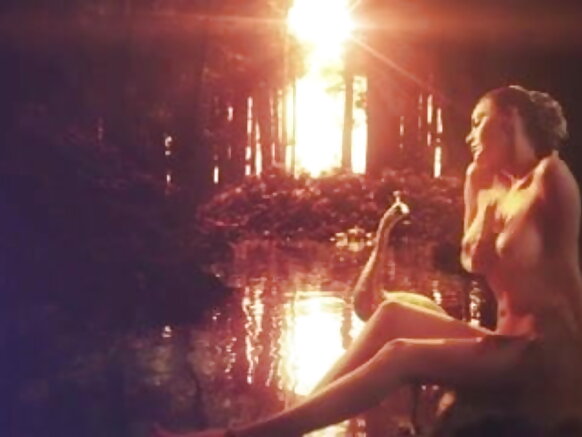 Sherlyn Chopra Sabon Fim Din Hausa Topless Kama Sutra 3D