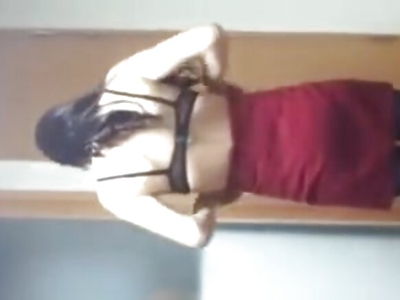 Ta yi wa saurayinta MMS kyakkyawa - ƙarin fim mai ban sha'awa na Katrina Kaif a cikin hotcamgirls.in