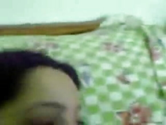 Jami'ar India Madrasi Sexy University Chick Ta Nuna Wani Saurayi