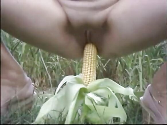 Al'aurar al'aura daga india a india campo bhojpuri hindi movie sexy
