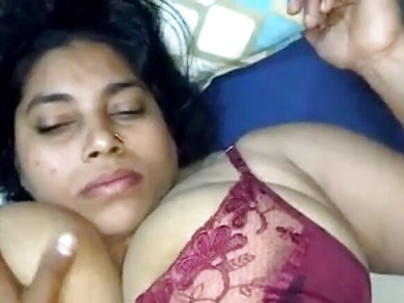 Indiyawa Gordita Cikakkiyar Matar Budurwa Na Ba'indiya