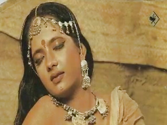 indiya model tsirara movie sexy saurayi model