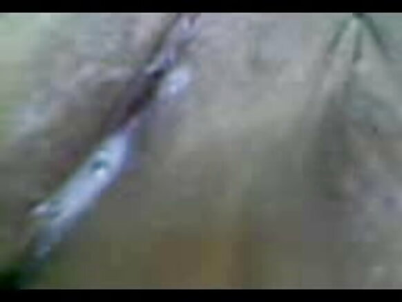 Desi aunty cum in madhuri dixit sexy movie desi aunty