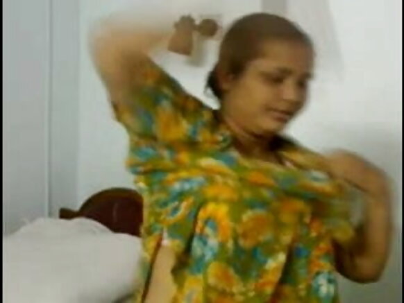 Desi kyakykyawan budurwa mai shawa bayan fim din hindi shower