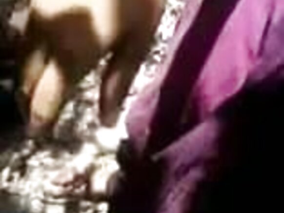 Sexy India Sabon Film Din Iskanci Yana Bada Nishaɗin Indiya A Waje Tare da Masoyinta