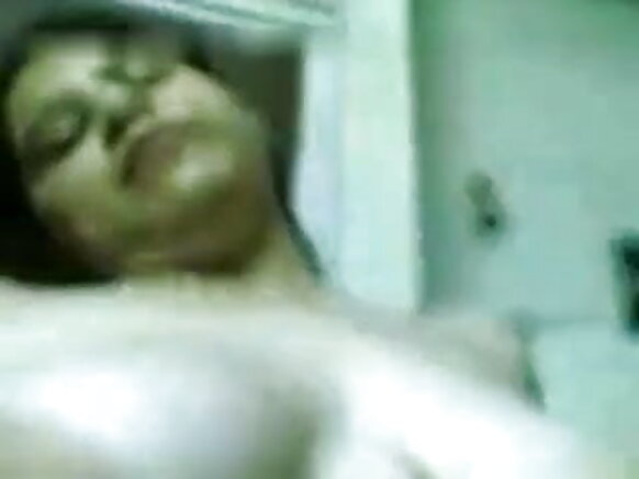 Desi desi aunty india gordita sexy movie video show aunty tayi tsirara tana al'aura.