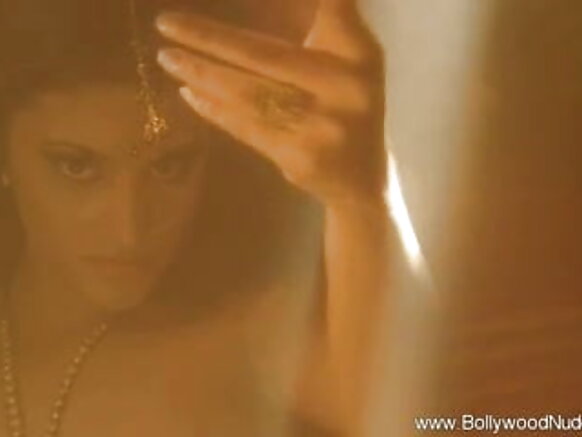 Jikin Moreno Mai Girma Jikin Jima'i Na Film Din Bhojpuri