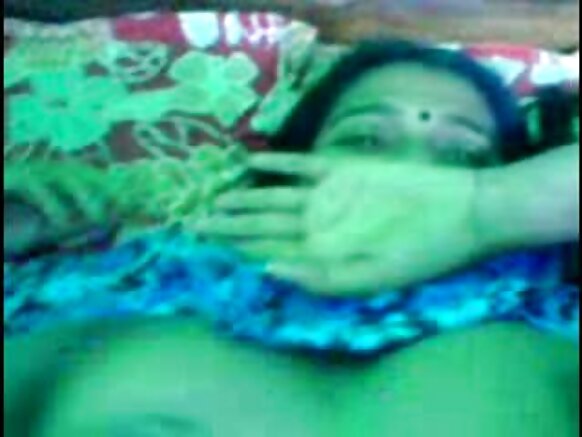 Bangla desi desi aunty tana jima'i da masu koyar da 'yarta guda biyu bidiyon film mai zaman kansa