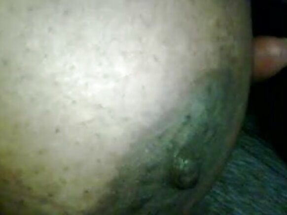 Aunty tana tallafe nonona akan katon nonon mallu sexy movie
