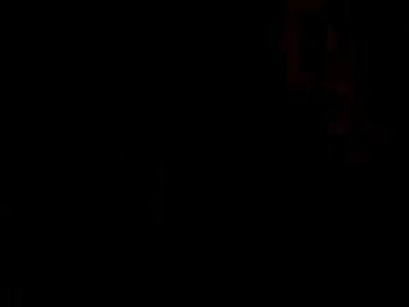 Zafafan Yarinyar Indiyawa tana magana da saurayinta yayin da take lalata da mahaifiyarta video ta aiko da fim