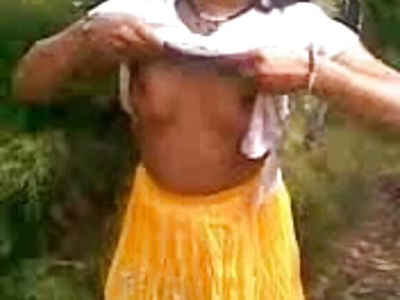 Hotunan hausa na iskanci da budurwa a daji tamil boys