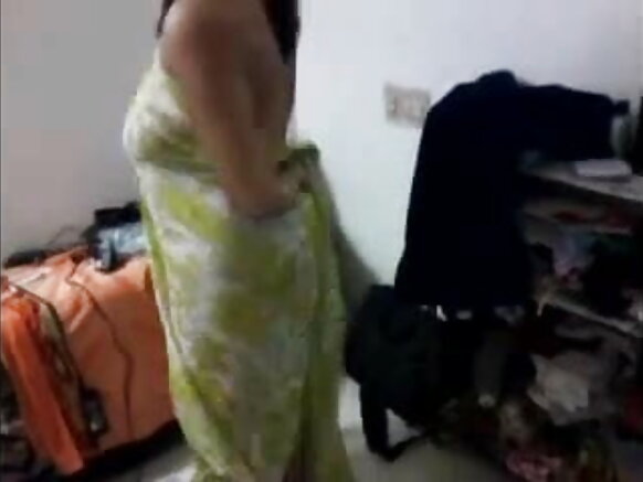 Babban fim ɗin kaɗaɗɗen dabi'a na gujarati mai manyan nonuwa