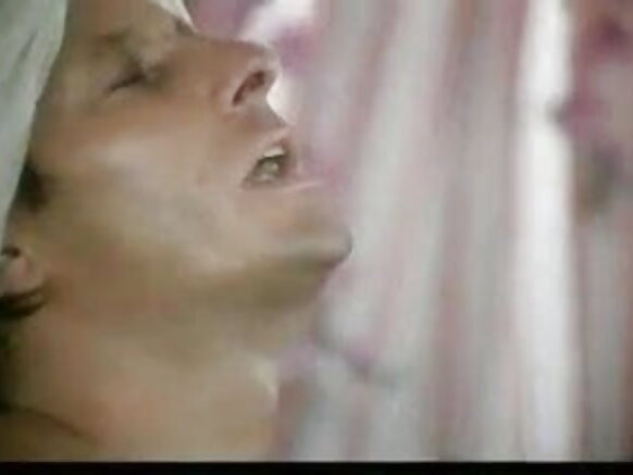 Fitacciyar Fim ɗin Indiya Sexy An Fuska Gimbiya (Anal)
