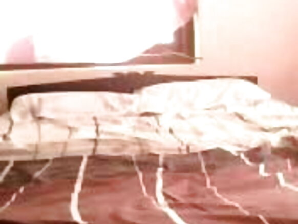 film mai ban sha'awa sabuwar matar aure da wani matashin malamin rawa