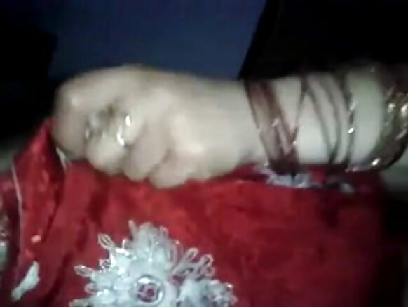 Zafafan punjabi bhabhi suna cewa kare hai bidiyon sexy nuna mani abin da kuke fada