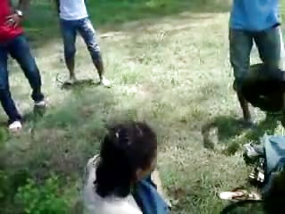 Tharki kawu m film mai datti tare da yarinya yarinya
