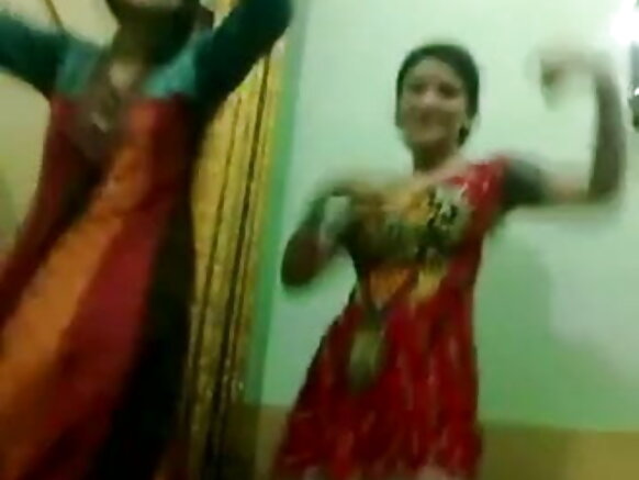 Zafafan tsirara aunty taji dadin rawar Pakistan movie bf hindi