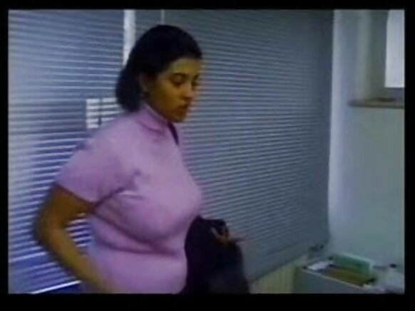 Jima'i a ofis An tarko da shugaba Sexy movie in hausa Trapped